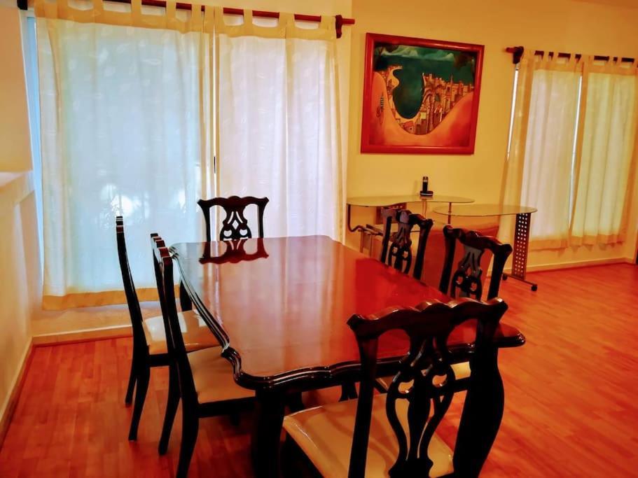 Apartamento In The Center Near The *